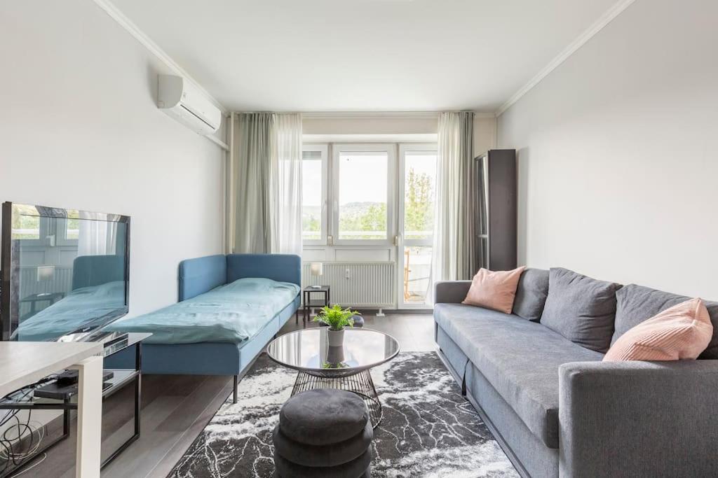 Lovely 1 Bedroom Flat - Gazdagret 布达佩斯 外观 照片
